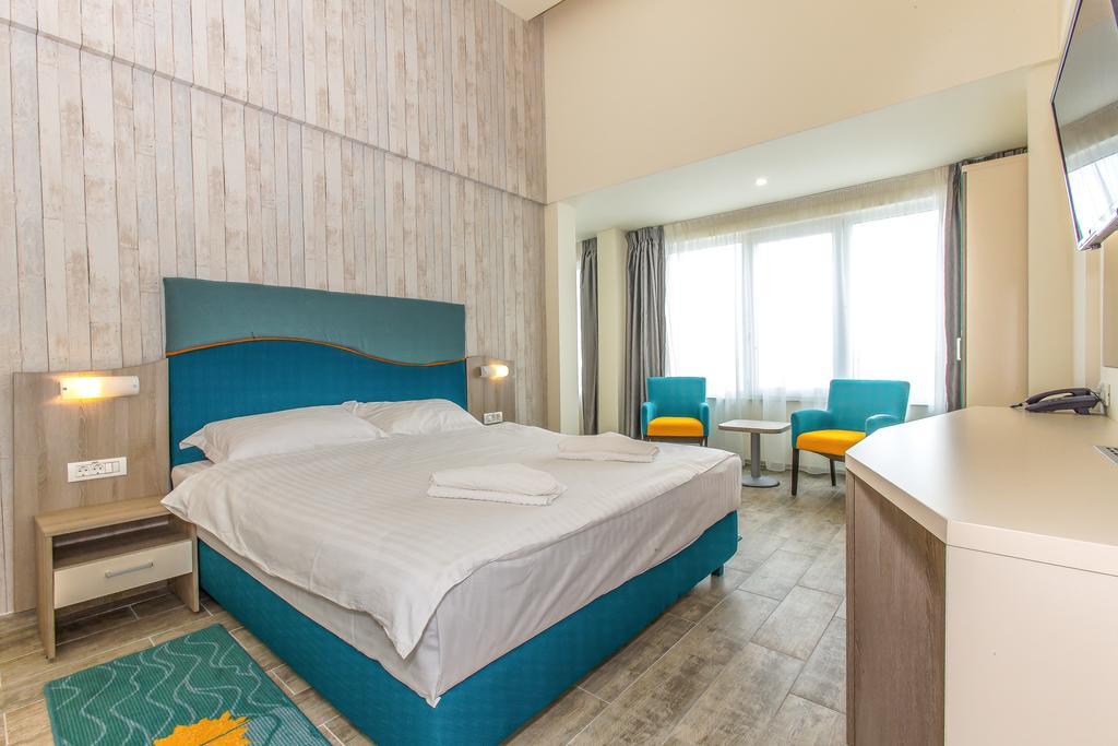 Hotel Riviera Mamaia Quarto foto